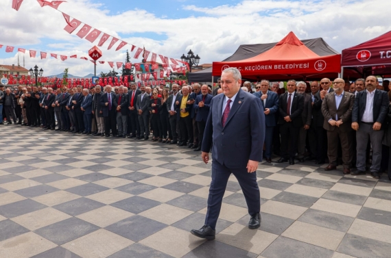 Keçiören’de 19 Mayıs kutlamaları çelenk sunma töreni ile başladı