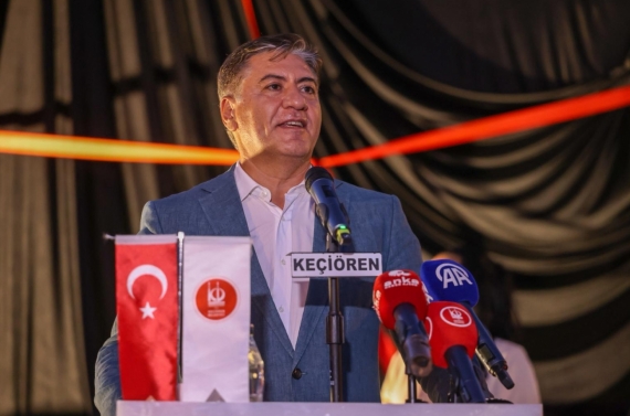 Keçiören’de 30 Ağustos Zafer Anıtı görkemli törenle açıldı