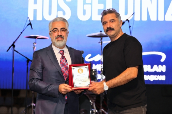Keçiören’de, YKS ve LGS öğrencilerine eğlence dolu motivasyon programı