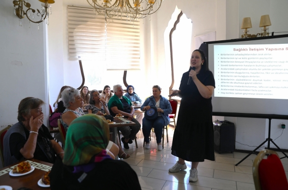 Keçiören’de aile içi iletişimi güçlendiren seminer