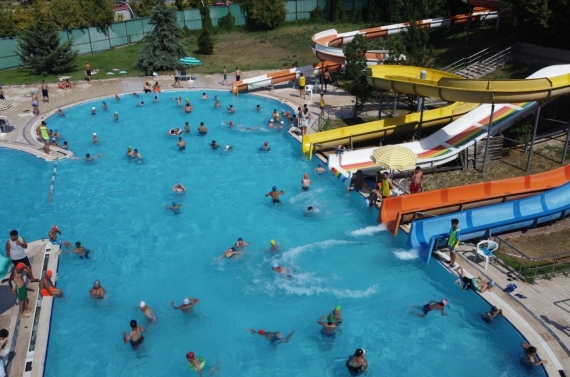 Keçiören’de aquaparklar dolup taşıyor