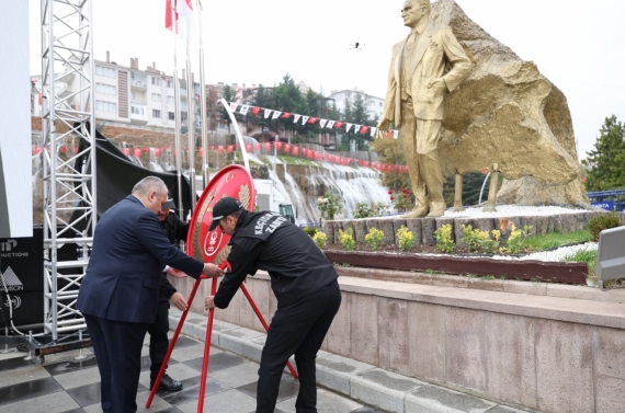 Keçiören’de Atatürk anılarak Cumhuriyet Bayramı kutlandı