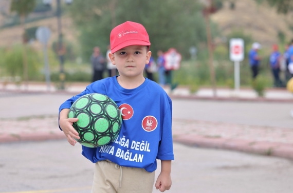 Keçiören’de “Bağımlılığa Değil, Hayata Bağlan” yürüyüşü