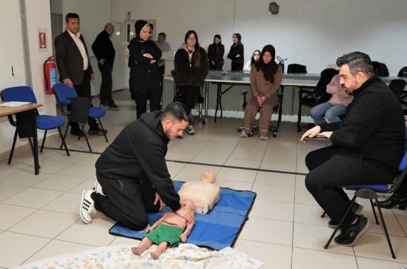 Keçiören’de belediye personeline yaşam destek eğitimi