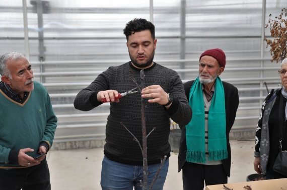 Keçiören’de bilinçli tarımsal üretim için eğitim verildi