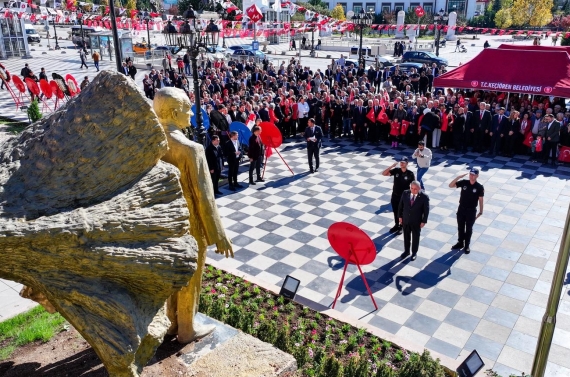 Keçiören’de Cumhuriyet Bayramı coşkusu yaşanıyor