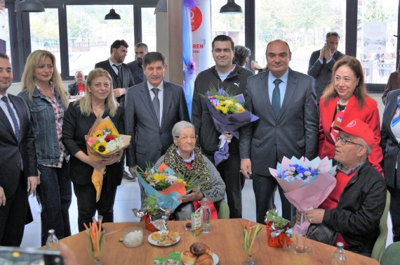 Keçiören’de Dünya Yaşlılar Günü dolu dolu kutlandı
