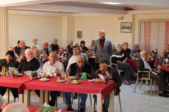 Keçiören’de Dünya Yaşlılar Günü dolu dolu kutlandı