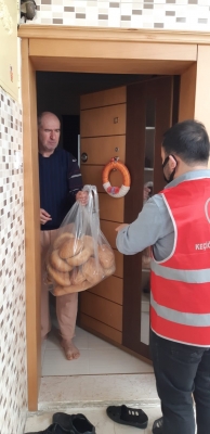 Keçiören’de ekmek vatandaşın kapısına kadar götürülüyor