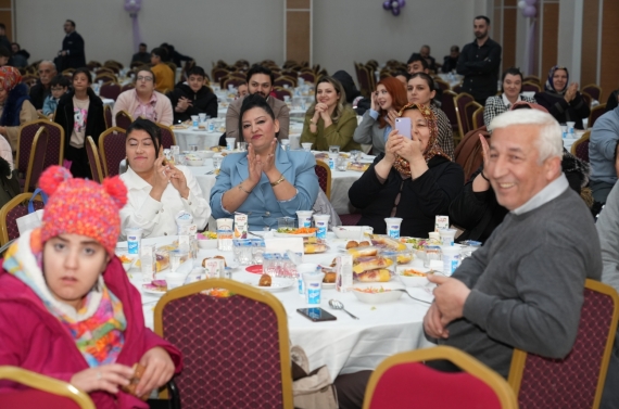 Keçiören’de engelsiz spor merkezi hizmete açıldı