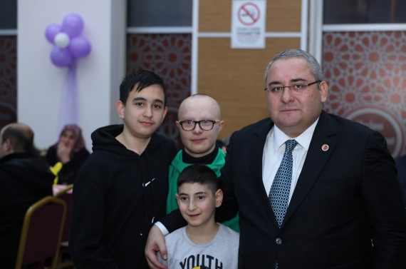 Keçiören’de engelsiz spor merkezi hizmete açıldı