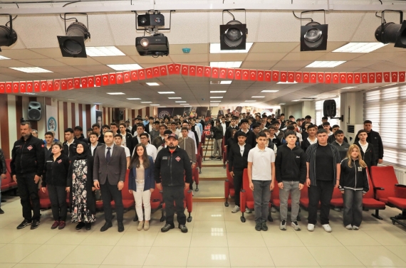 Keçiören’de gençler afetlere karşı bilinçleniyor