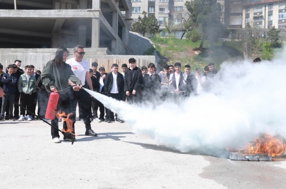 Keçiören’de gençler afetlere karşı bilinçleniyor