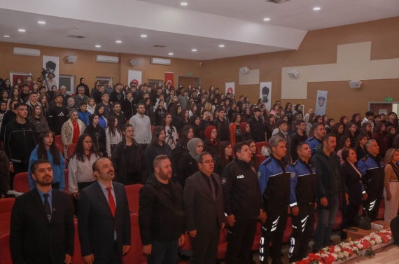 Keçiören’de gençlere çok yönlü destek