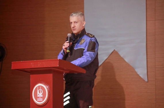 Keçiören’de gençlere çok yönlü destek