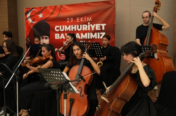 Keçiören’de gün boyu Cumhuriyet Bayramı coşkusu yaşandı