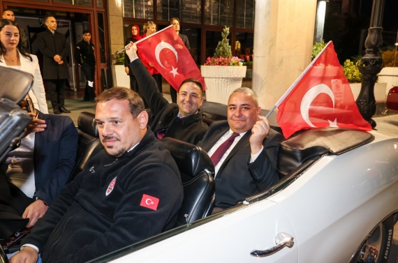 Keçiören’de gün boyu Cumhuriyet Bayramı coşkusu yaşandı