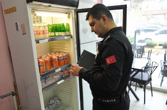 Keçiören’de halk sağlığı için zabıta ekiplerinden yoğun mesai