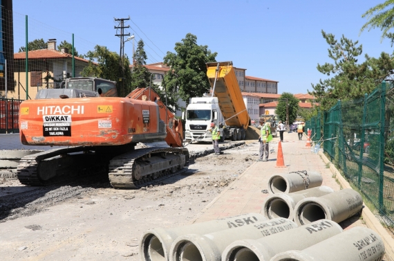 Keçiören’de hummalı altyapı ve üstyapı çalışması