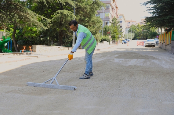 Keçiören’de hummalı altyapı ve üstyapı çalışması