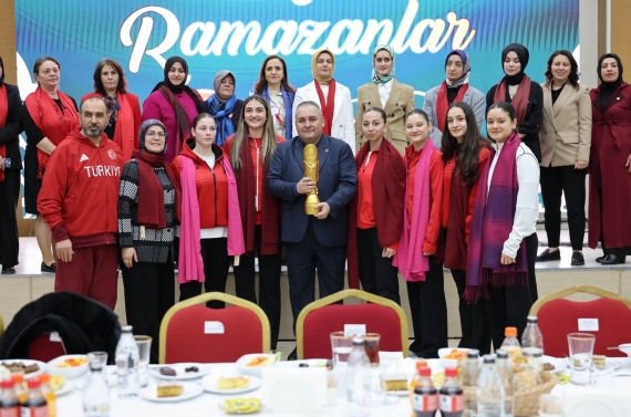Keçiören’de kadınları buluşturan iftar sofrası
