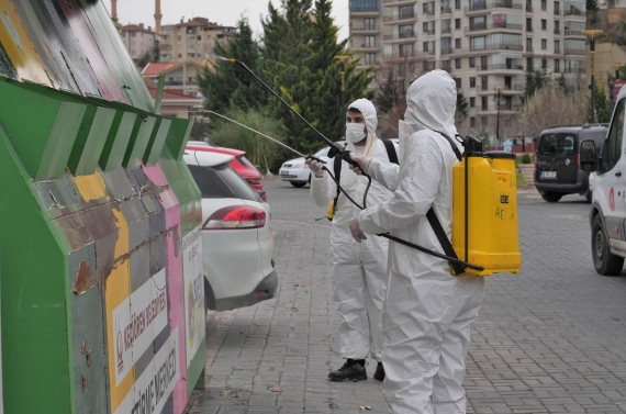 Keçiören’de kışlak mücadelesi ve bordo bulamacı uygulaması