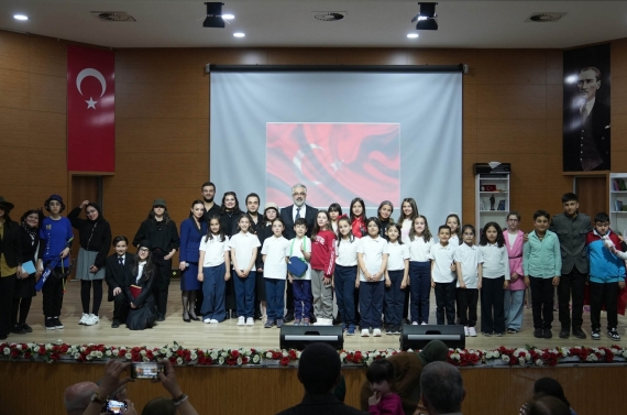 Keçiören’de müzikli çocuk tiyatroları büyük ilgi gördü