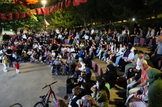Keçiören’de park konseri coşkusu devam ediyor