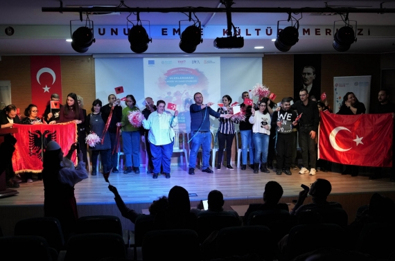 Keçiören’de “Sese Güç Ver” projesiyle engeller sanatla aşıldı