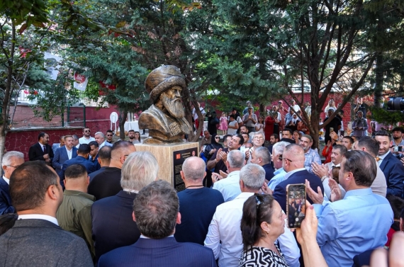 Keçiören’de Şeyh Şamil anısına büst açılışı yapıldı