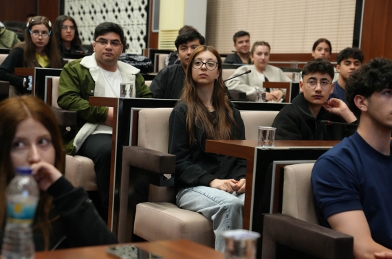Keçiören’de stajyerlerin geleceğine yön verecek eğitim