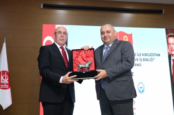 Keçiören’de Türkiye-Kırgızistan dostluk ve iş birliği konferansı düzenlendi