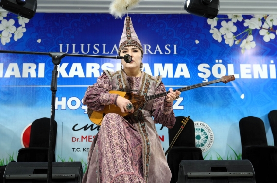 Keçiören’de Uluslararası Baharı Karşılama Şöleni büyük ilgi gördü