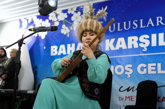 Keçiören’de Uluslararası Baharı Karşılama Şöleni büyük ilgi gördü