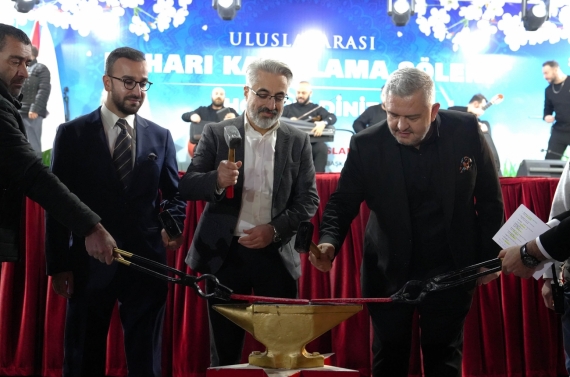 Keçiören’de Uluslararası Baharı Karşılama Şöleni büyük ilgi gördü