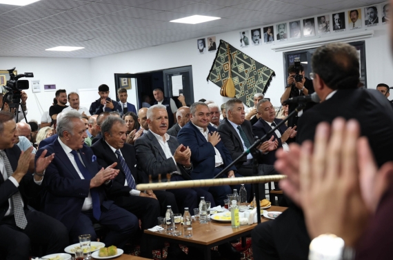 Keçiören’de Âşıklar Kıraathanesi geleneği geleceğe taşıyor