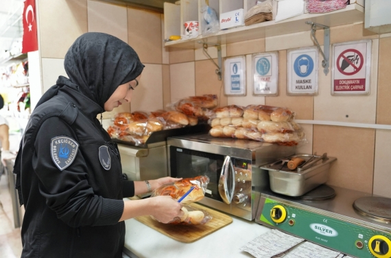 Keçiören’deki okul kantinleri tek tek denetleniyor