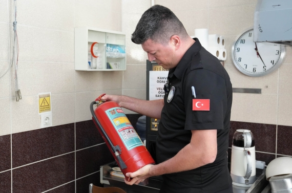 Keçiören’deki okul kantinleri tek tek denetleniyor