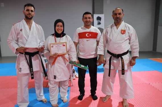 Keçiören’in altyapı sporcuları Karate Kuşak Sınavı’nda ter döktü
