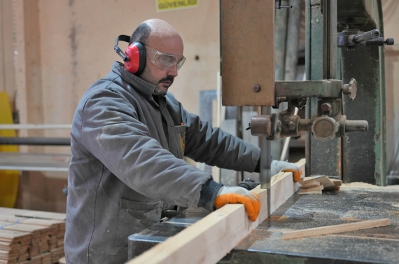 Keçiören’in park ve bahçeleri yenileniyor