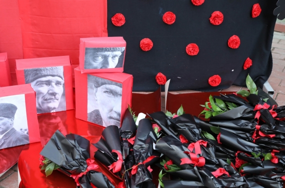 Keçiörenli çocuklar Atatürk’ü sevgi ve saygıyla andı