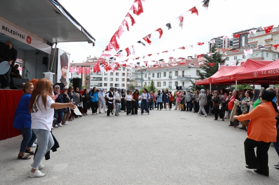 KEÇMEK Yıl Sonu Sergisi ziyarete açıldı