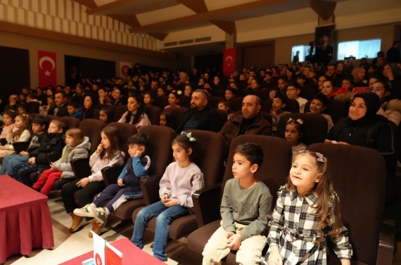 Keloğlan ve Dr. Sihirbaz oyunu Keçiören’de sahnelendi
