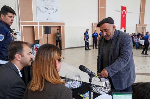 Kurban satış yerleri noter huzurunda kura ile belirlendi