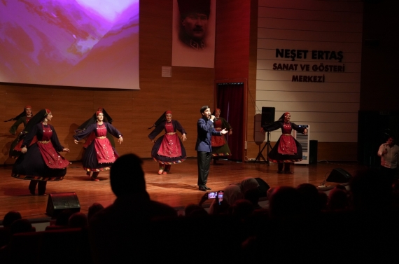 Kuzey Kafkasya Kültür ve Sanat Festivali renkli görüntülerle sona erdi