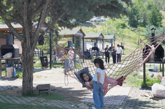 Mesire alanları dolup taştı