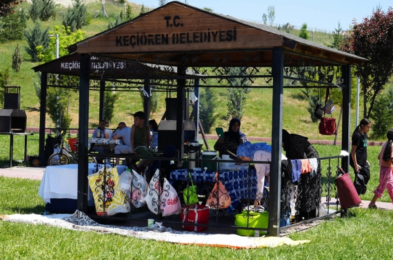 Mesire alanları dolup taştı