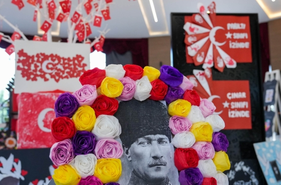 Minik ellerin hünerleri sergide görücüye çıktı