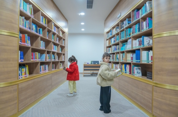 Minik öğrenciler kütüphane atmosferini yaşadı