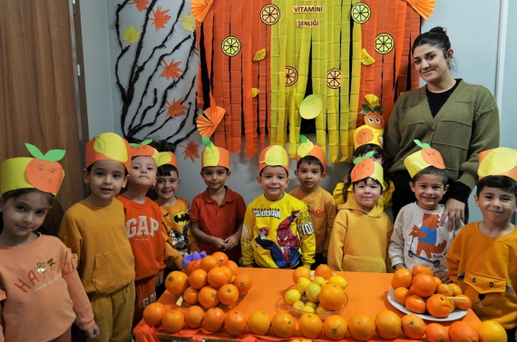 Miniklerden renkli C Vitamini Şenliği